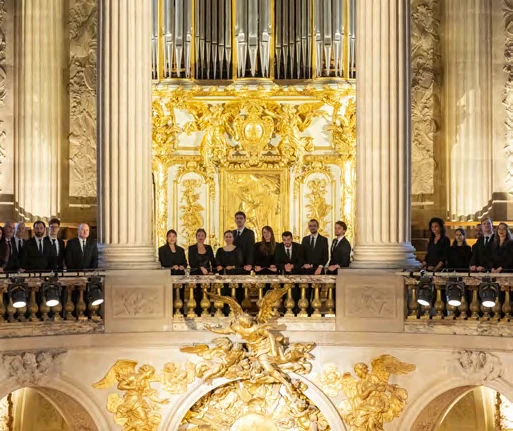 Chœur dans la Galerie des Glaces